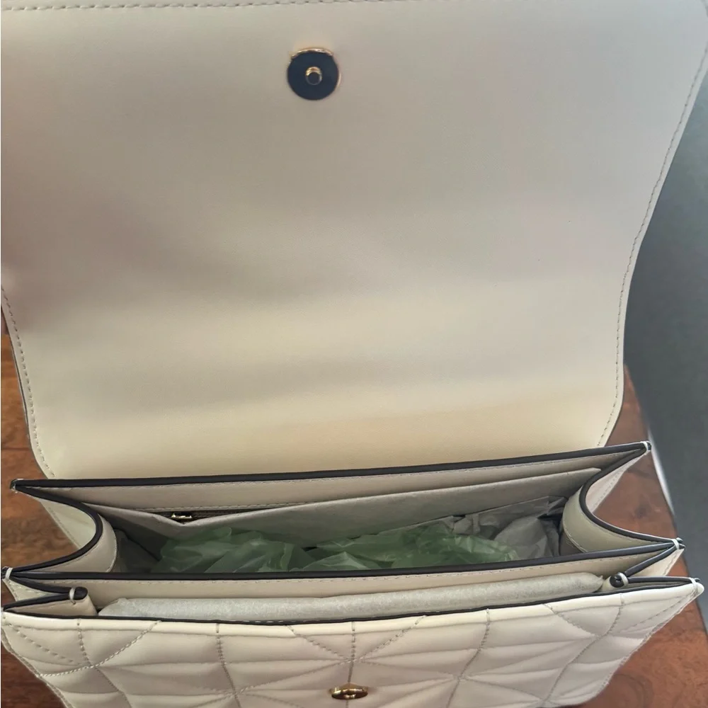 NWT Michael Kors LT Cream Quilted Leather ABBOT MD Flap Chain Link Crossbody - Picture 7 of 9